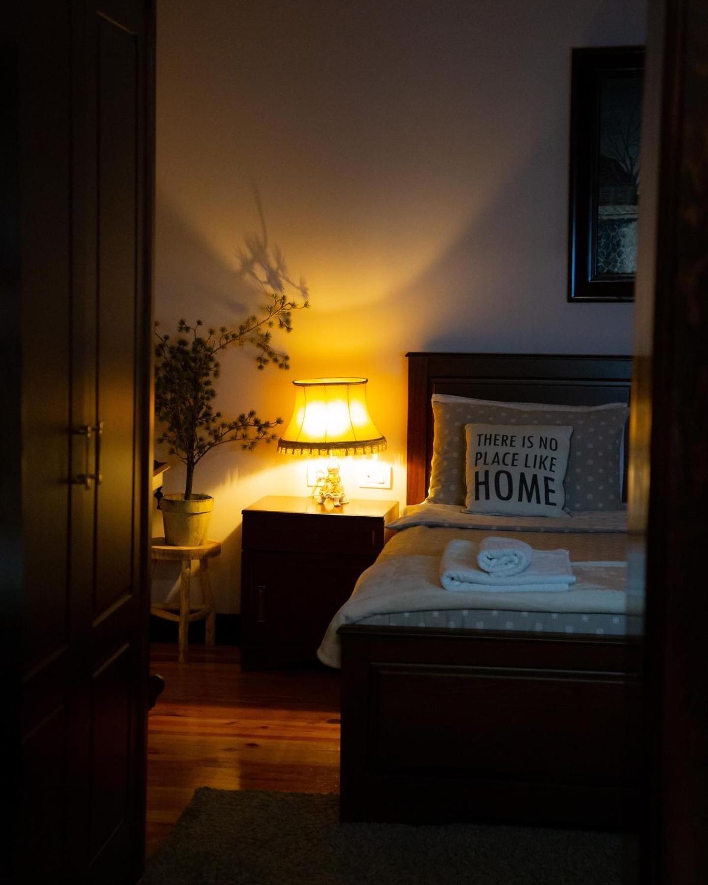 Villa Elezi 2 Korce Buitenkant foto