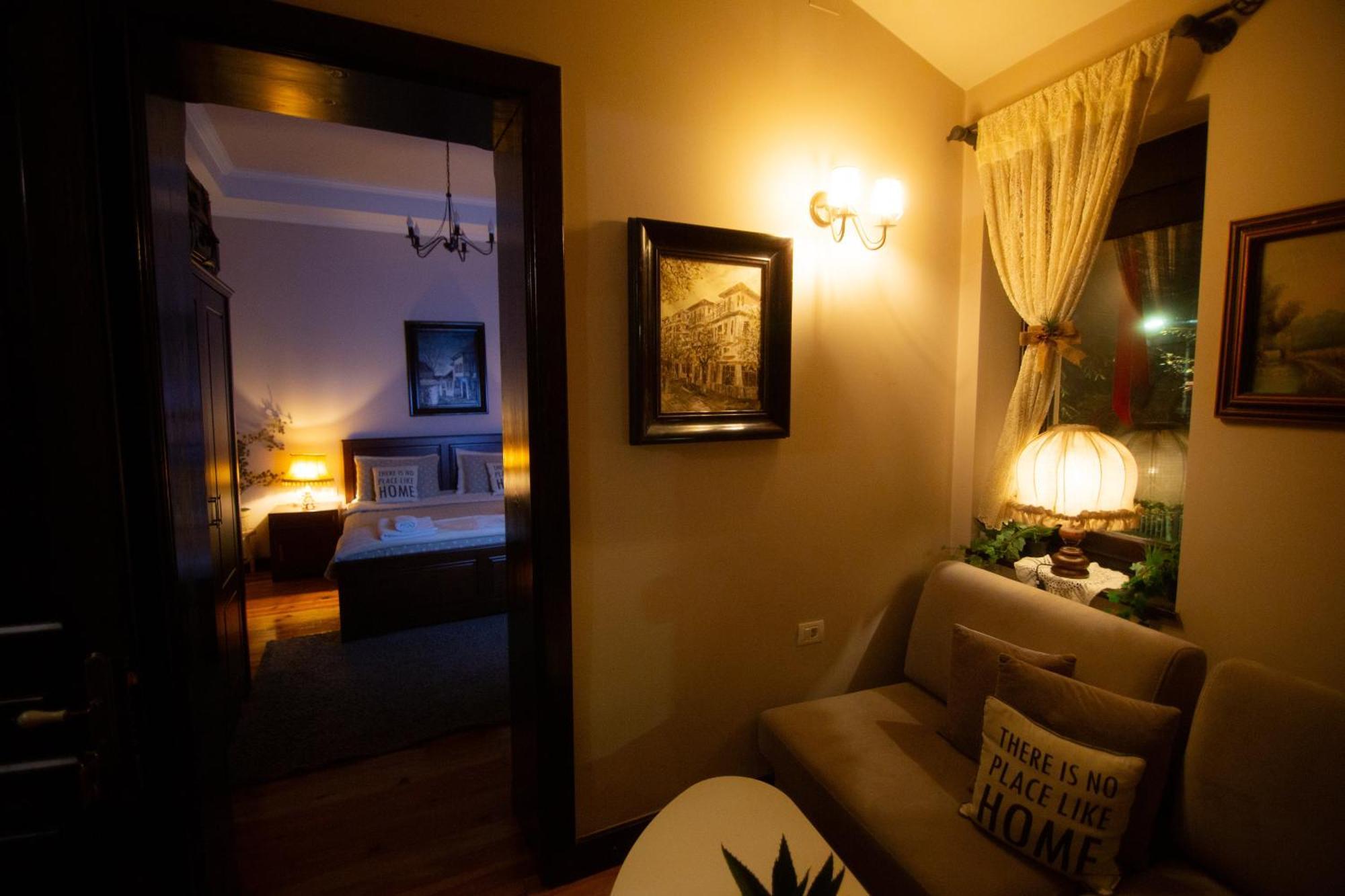 Villa Elezi 2 Korce Buitenkant foto