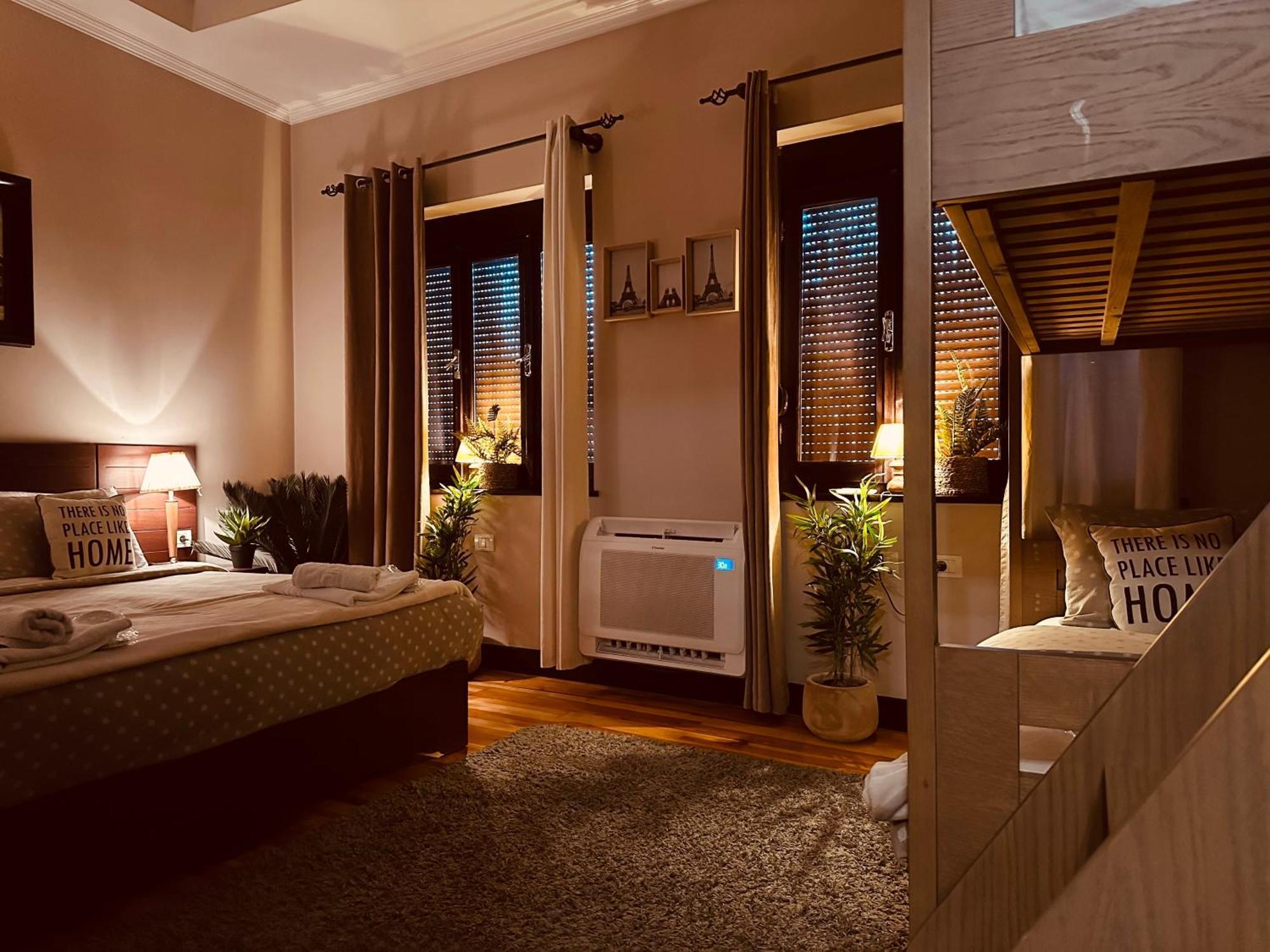 Villa Elezi 2 Korce Buitenkant foto