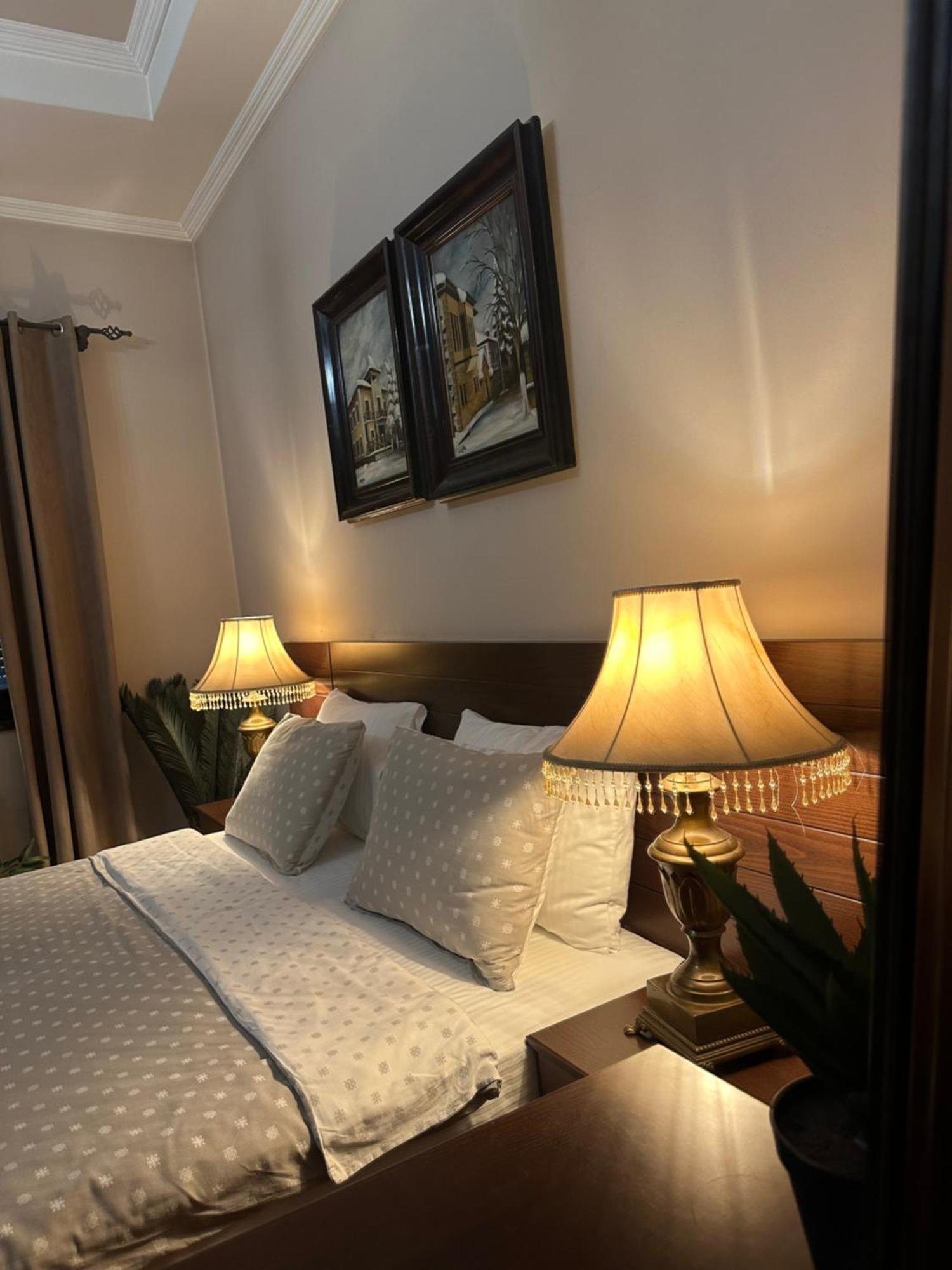 Villa Elezi 2 Korce Buitenkant foto